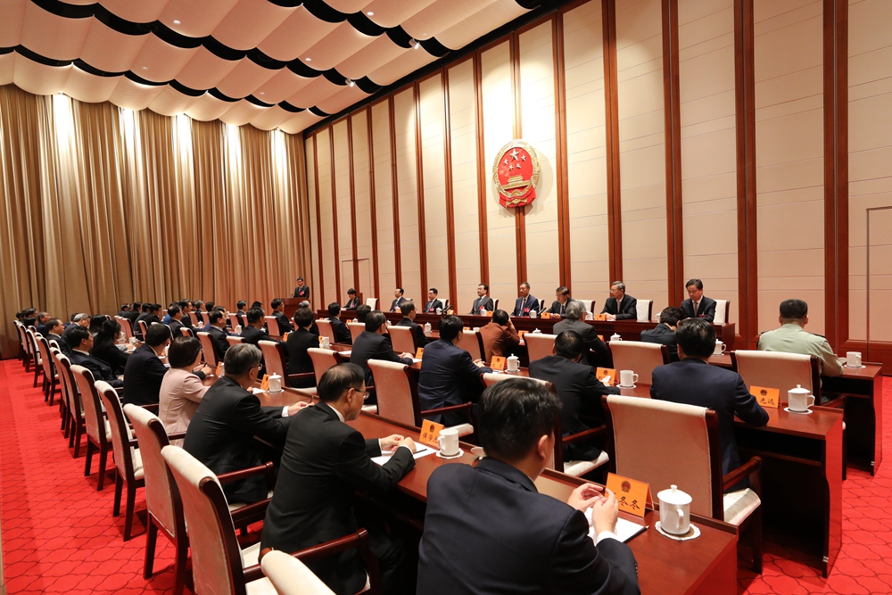 ʡʮ�Ľ��˴��Ĵλ�����ϯ�ž��е��Ĵλ���