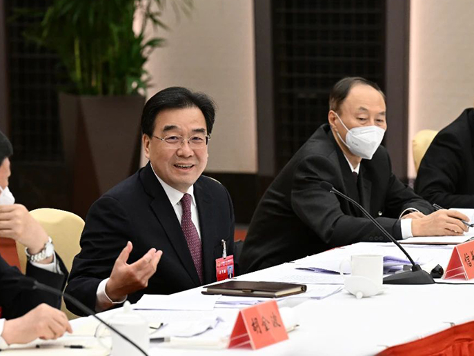 �ų��ǲμ���������������ʱǿ�� ����ʵҵ�������� ��ʵ������������ҡ�� ���������ϳ��չ�ֹ��������·��