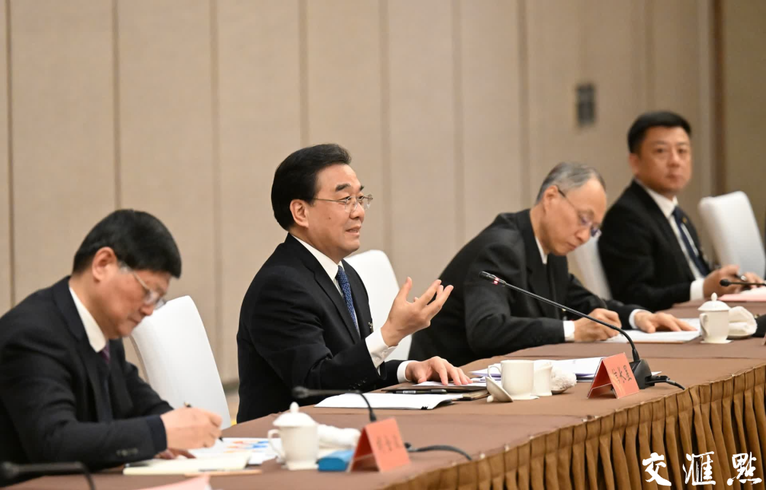 �ų��ǲμ���������������ʱǿ��  �Ӿ��ô��еĵ�λ��ʹ������  �ڸ�������չ���ܿ�����������