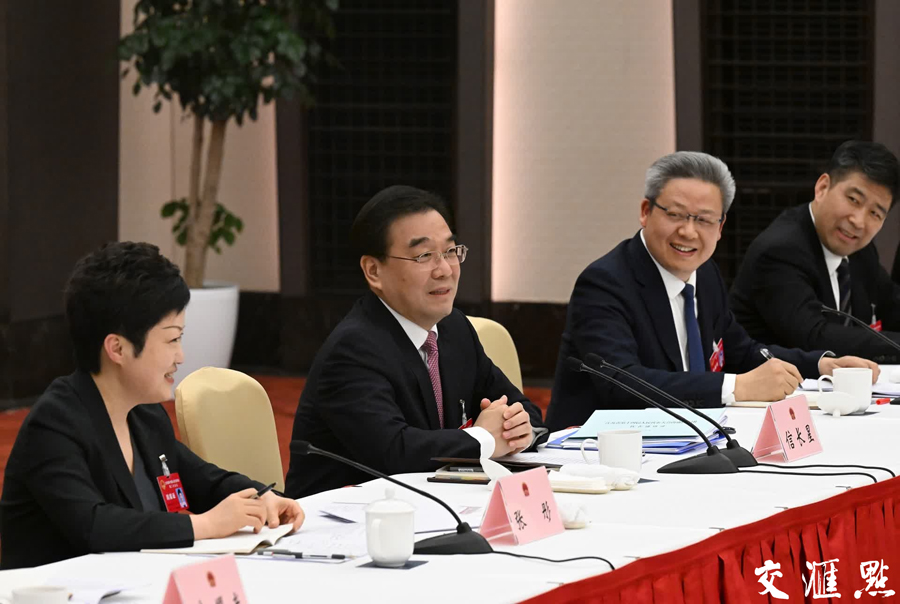 �ų��ǲμ���ͨ����������ʱǿ��  ��������ͷ��񹹽��·�չ���  ����ʵ����ս���з�������֧������