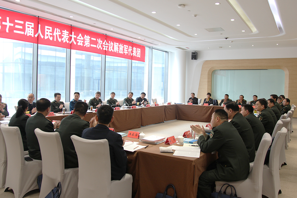 解放军.jpg