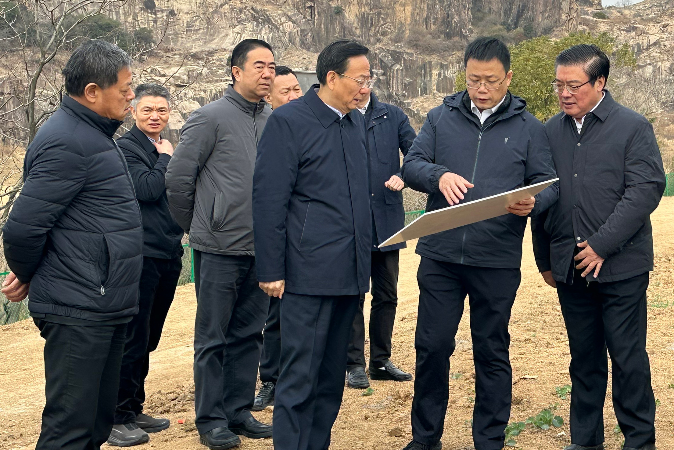 省人大常委会就修订《江苏省太湖风景名胜区条例》开展调研