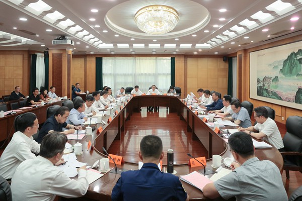 省人大常委会召开房屋使用安全管理条例立法推进会