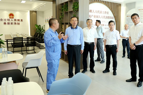 樊金龙赴泰州调研基层人大工作