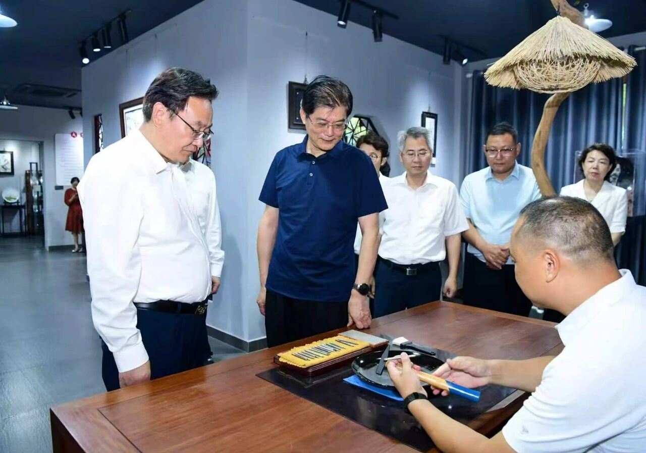 魏国强带队赴盐城开展专题调研