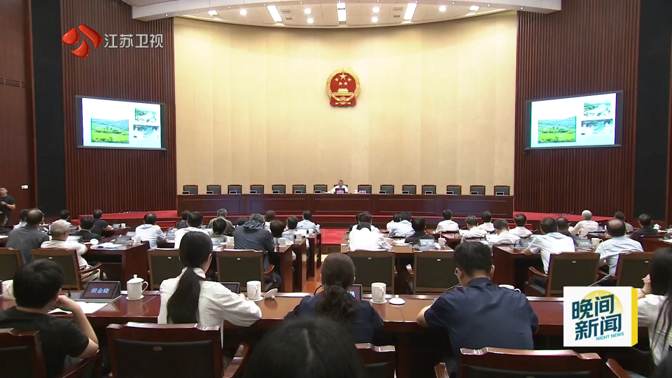 省人大常委会举办赵亚夫同志先进事迹报告会