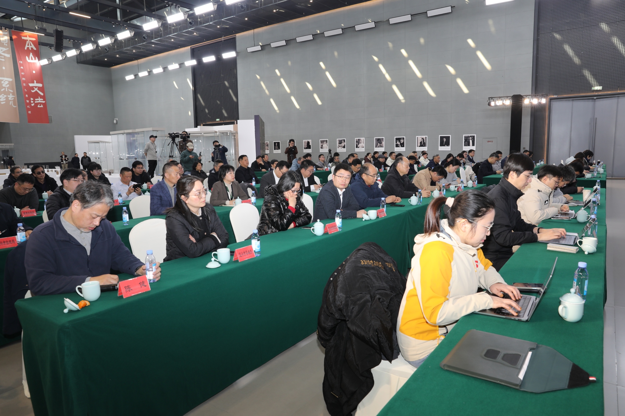 f889537c6d68c2302834c9b9eec8669e _副本_W_2000