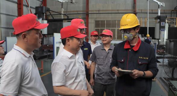 ���˴���������ߡ���ְһ����������������ò����ںϴӡ�һͷ�ȡ�������ͷ��